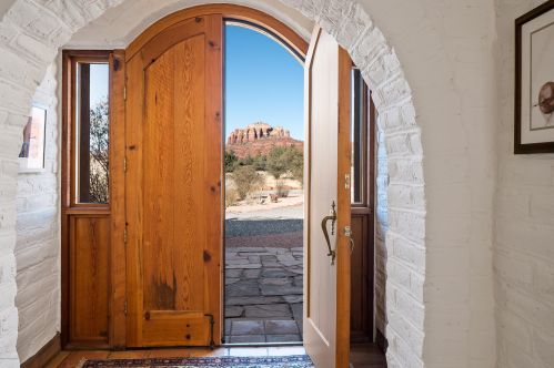 25 Sierra Roja Cir, Sedona, AZ 86351-9530