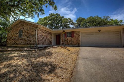 1508 Barron Ln, Fort Worth TX  76112-3451 exterior
