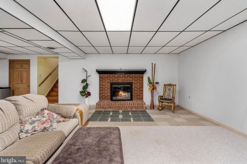 2409 Little River Rd, Haymarket VA  20169-1205 exterior