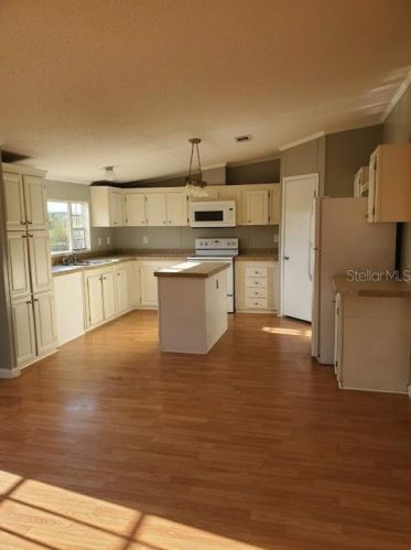 14050 63rd Ter, Summerfield, FL 34491-7739