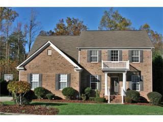 181 Pink Orchard Dr, Mooresville, NC 28115-8016