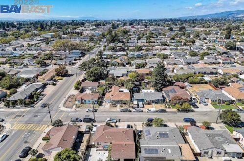 1513 142nd Ave, San Leandro CA  94578-1707 exterior