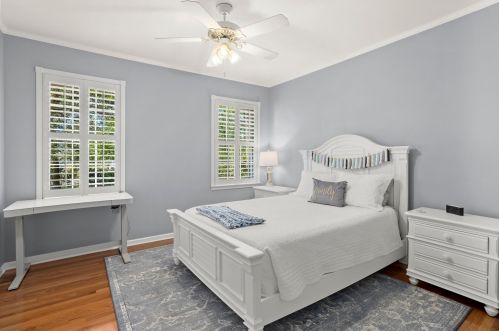 128 Porcher Dr, Bonneau SC  29431-8694 exterior
