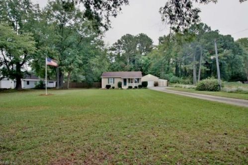 21513 Black Creek Rd, Franklin, VA 23851-3833
