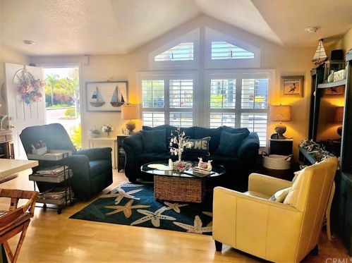 137 Liberty, Newport Beach CA  92660-6143 exterior