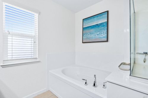 2312 Newcastle Dr, Vacaville CA  95687-8252 exterior