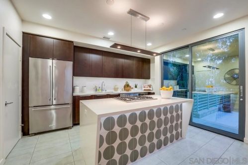 311 Upas St, San Diego CA 92103-5131 exterior