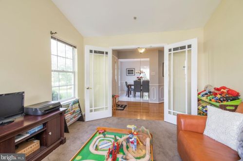 1684 Rockcress Dr, Jamison PA  18929-1645 exterior