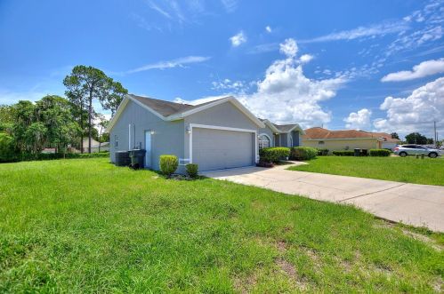 830 Summer Glen Dr, Winter Haven, FL 33880-1915
