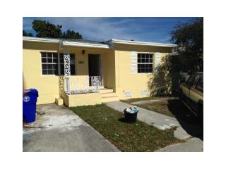 1601 64th St, Miami, FL 33147-7939
