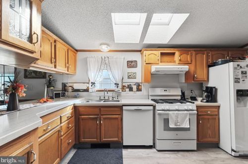 1130 Fernwood Dr, Harrington DE  19952-6001 exterior