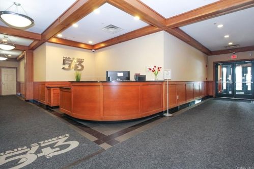 543 Main St, New Rochelle, NY 10801-7260