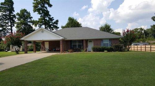 18 Sherry Rdg, Texarkana, TX 75501-2040