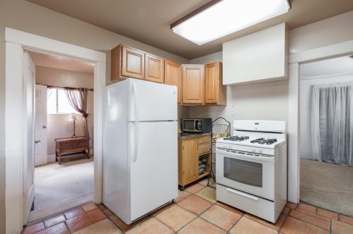 3103 Chamoune Ave, San Diego CA 92105-1803 exterior