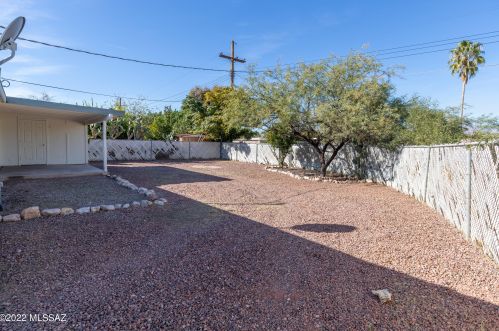 8409 Mary Dr, Tucson AZ  85730-2038 exterior