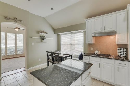 2605 Cross Haven Dr, Lewisville TX  75028-2484 exterior