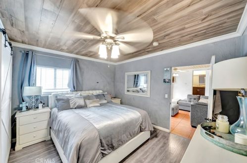 17119 Saticoy St, Van Nuys CA 91406-2146 exterior