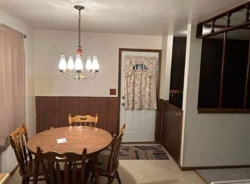 1125 Fieldcrest Dr, Menasha, WI 54952-2118