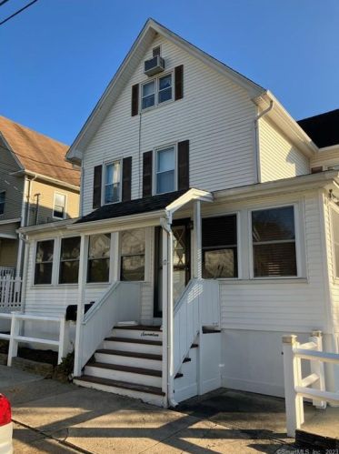 17 Vine St, Ansonia, CT 06401-3244