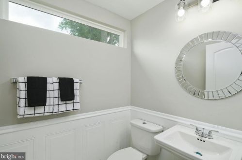 210 Market St, Gloucester NJ  08030-1907 exterior