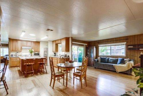 15613 Hawley Ct, El Cajon CA  exterior