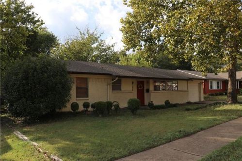 507 Falling Leaves Dr, Duncanville, TX 75116-3709