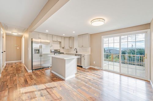 145 Easy St, Latrobe PA  15650-9131 exterior