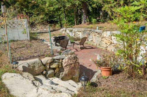 87 Garney Rd, Wakefield NH  03872-7400 exterior