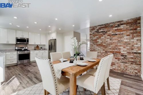 16651 Kildare Rd, San Leandro CA  94578-1215 exterior