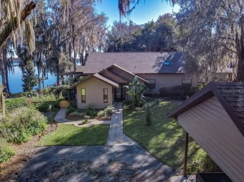 9002 Devilsneck Rd, Floral City, FL 34436-2369