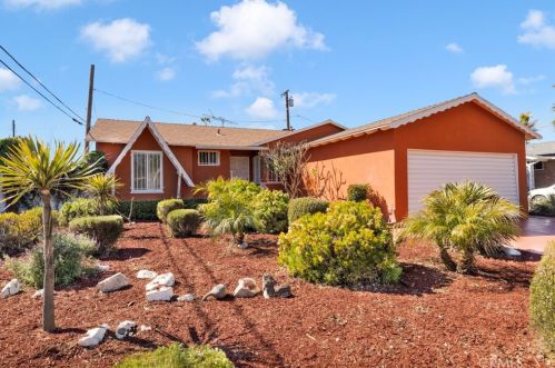 23213 Caroldale Ave, Long Beach, CA 90745-4611