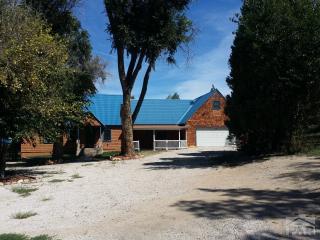 3805 Thatcher Ave, Pueblo, CO 81005-1239