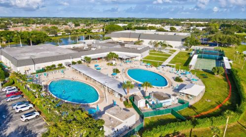 916 Flanders T, Delray Beach FL  33484-5354 exterior