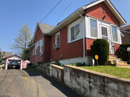 279 Ryan St, Industrial Hillside, NJ 07205-2127