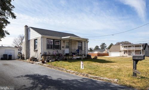 2454 5th St, Harrisburg, PA 17110-1909