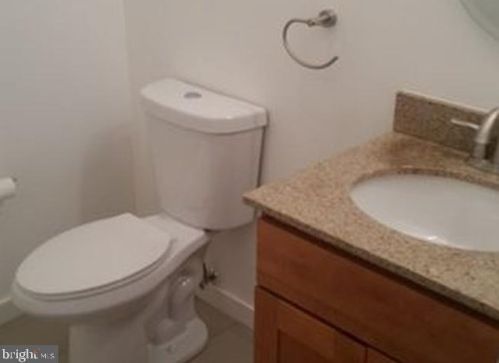 2029 Fletcher St, Philadelphia PA 19125-1523 exterior