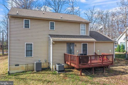 207 Saylers Creek Rd, Locust Grove VA  22508-5119 exterior