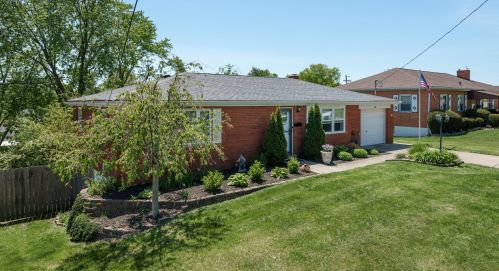 36 Robinson Rd, Newport, KY 41076-1536