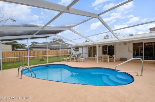 2535 Keiser Ct, Titusville, FL 32780-3100