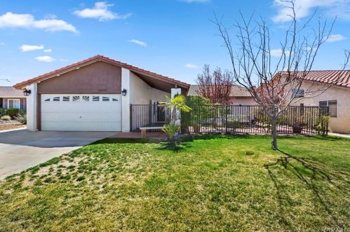 16093 Wimbleton Dr, Victorville, CA 92395-4969