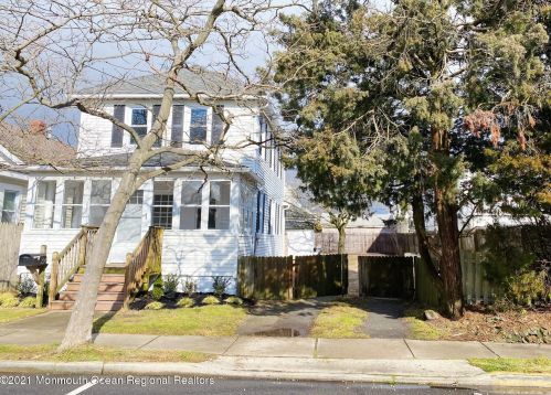 220 Dupont Ave, Pelican Island, NJ 08751-2416