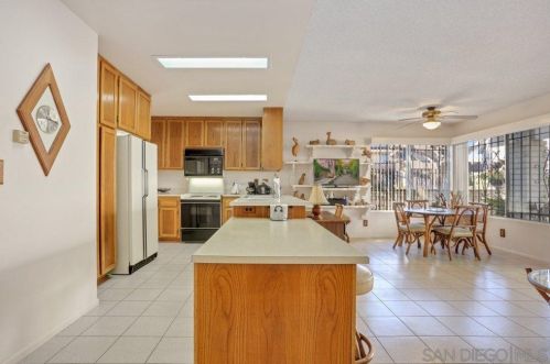 11260 Zapata Ave, San Diego CA 92126-4603 exterior