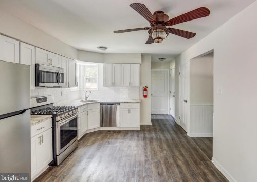 130 Country Ln, Erial NJ  08081-9383 exterior