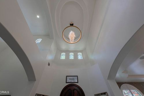 840 Fairway Dr, Bakersfield CA 93309-2416 exterior