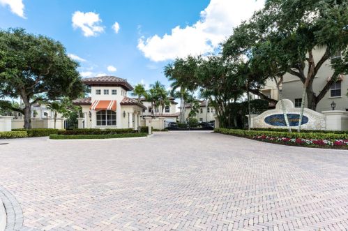 6 Marina Gardens Dr, West Palm Beach, FL 33410-3503