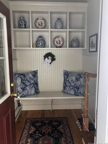 33 School St, Washington Depot, CT 06793-1221