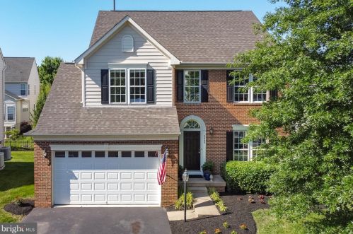 6607 Cheney Way, Gainesville, VA 20155-4477