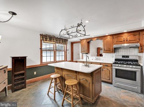 539 Lancaster Pike, Smithville PA  17560-9409 exterior