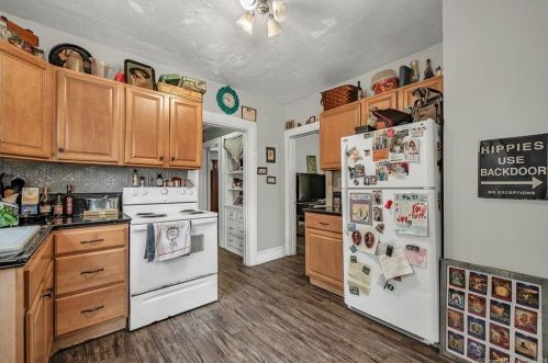 962 Corbin Ave, New Britain CT  06052-1225 exterior