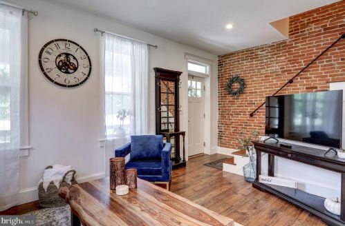 354 New Holland Ave, Lancaster PA  17602-2301 exterior